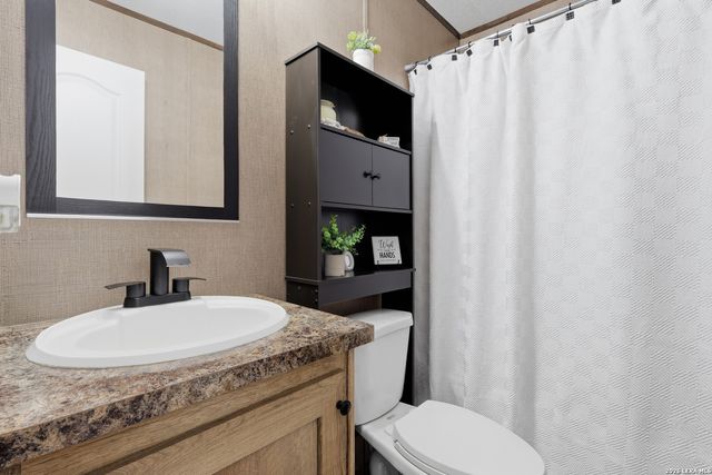 285 Brianna, Von Ormy, TX 78073