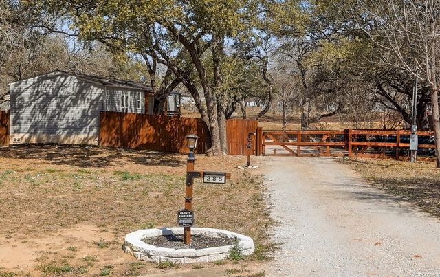 285 Brianna, Von Ormy, TX 78073