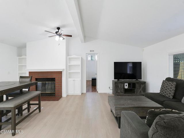32055 Emerald Lane, Castaic, CA 91384