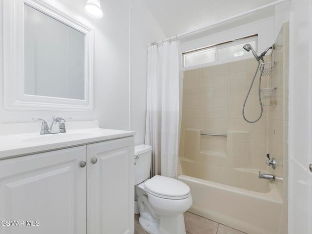 32055 Emerald Lane, Castaic, CA 91384