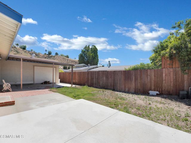 32055 Emerald Lane, Castaic, CA 91384