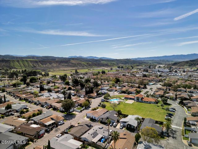 32055 Emerald Lane, Castaic, CA 91384