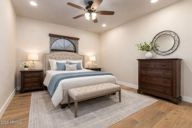 8551 E WOOD Drive E, Scottsdale, AZ 85260