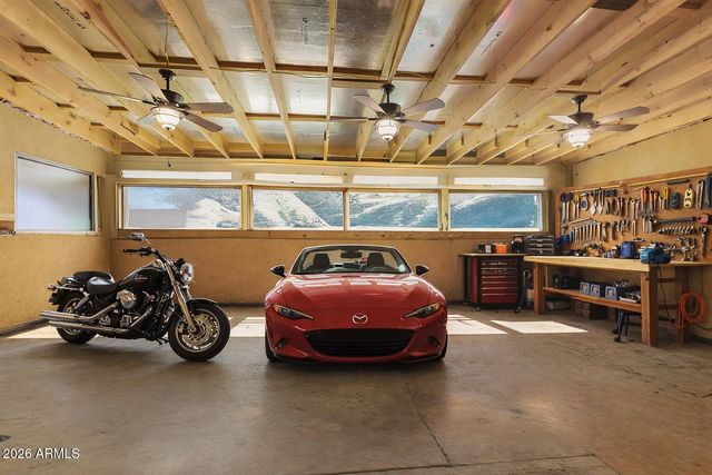 8551 E WOOD Drive E, Scottsdale, AZ 85260