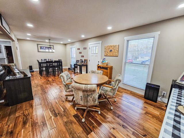 331 Hilltop Dr, Shelbyville, TN 37160