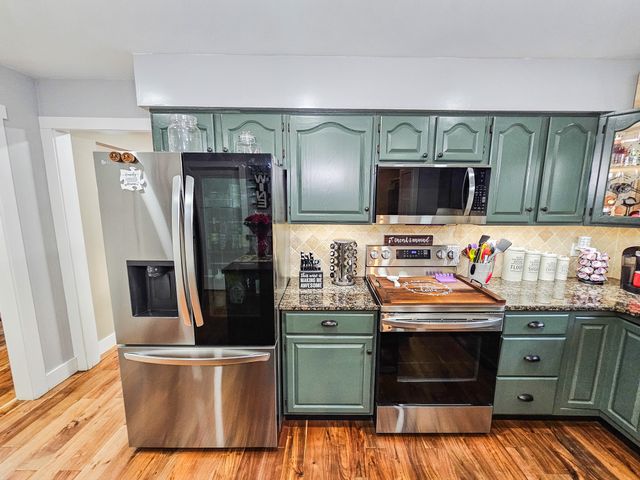 331 Hilltop Dr, Shelbyville, TN 37160