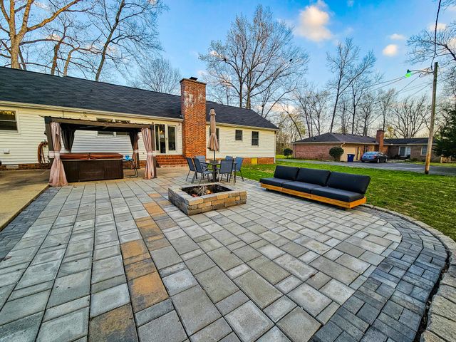 331 Hilltop Dr, Shelbyville, TN 37160