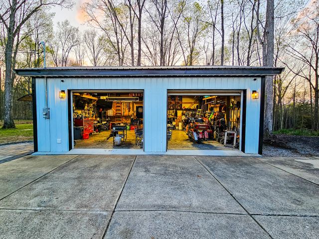 331 Hilltop Dr, Shelbyville, TN 37160