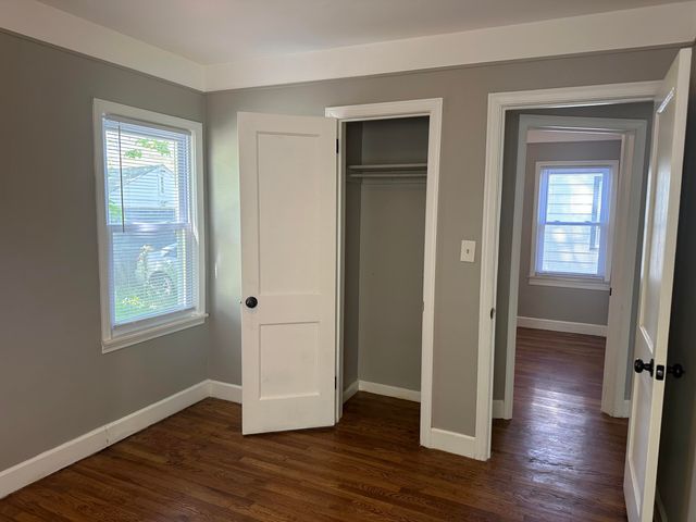 19348 Washtenaw Street, Harper Woods City, MI 48225