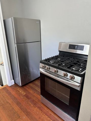 19348 Washtenaw Street, Harper Woods City, MI 48225