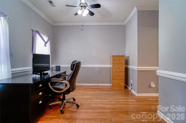 9612 Veronica Drive, Charlotte, NC 28215