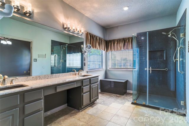9612 Veronica Drive, Charlotte, NC 28215