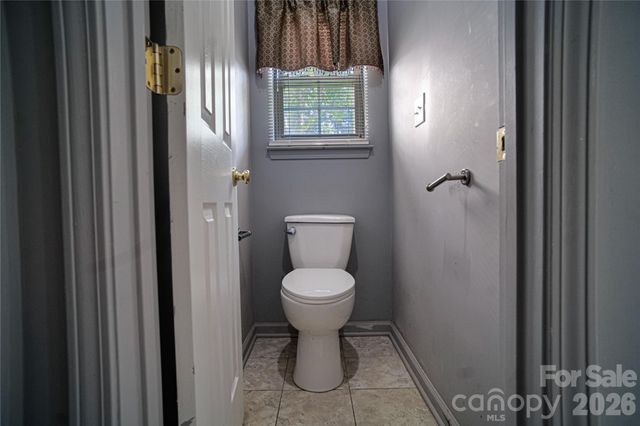 9612 Veronica Drive, Charlotte, NC 28215