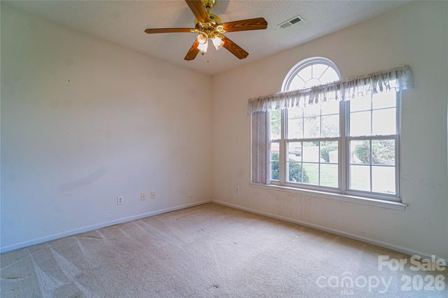 9612 Veronica Drive, Charlotte, NC 28215