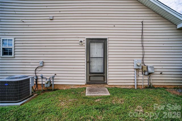 9612 Veronica Drive, Charlotte, NC 28215