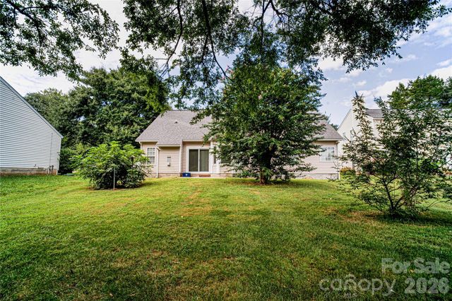 9612 Veronica Drive, Charlotte, NC 28215