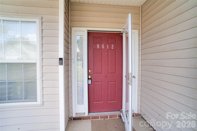 9612 Veronica Drive, Charlotte, NC 28215