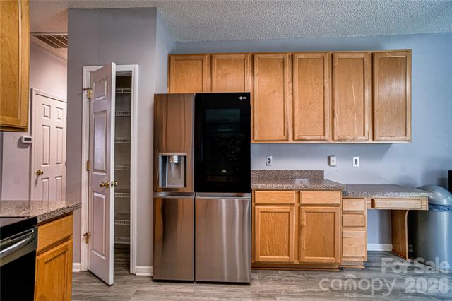 9612 Veronica Drive, Charlotte, NC 28215