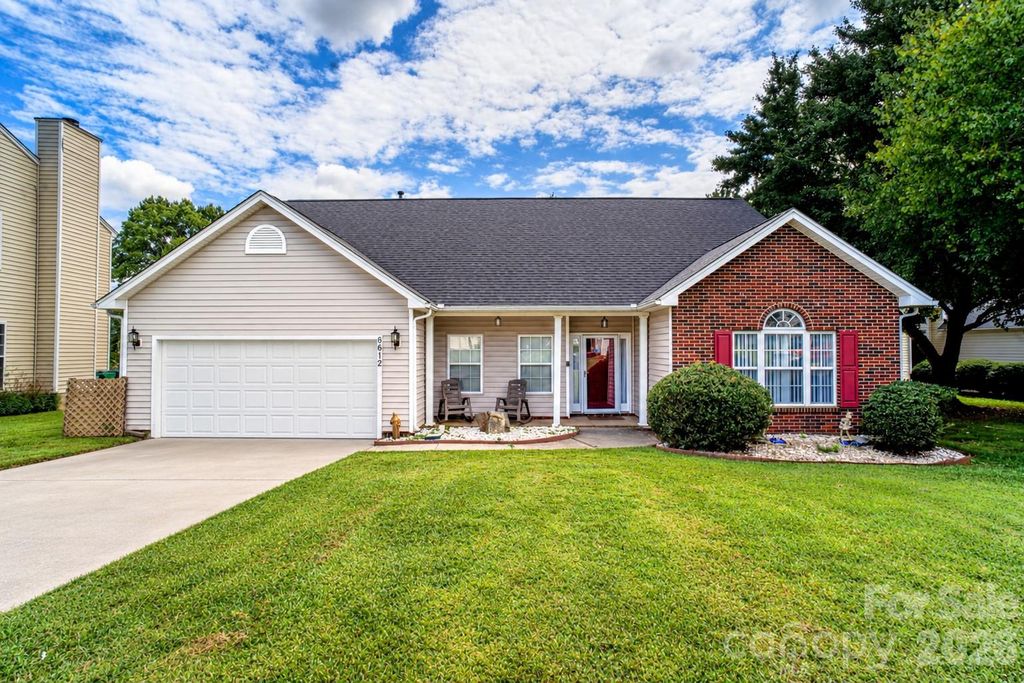 9612 Veronica Drive, Charlotte, NC 28215