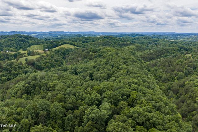 700 Piney Flats Road, Piney Flats, TN 37686