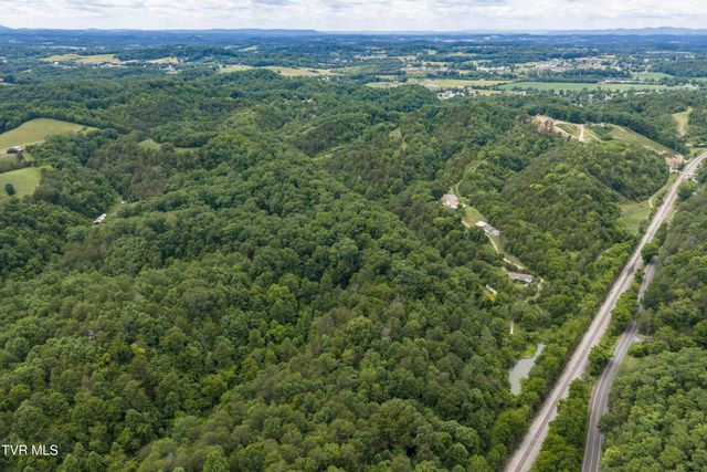 700 Piney Flats Road, Piney Flats, TN 37686