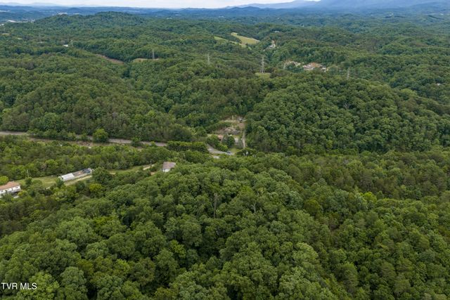 700 Piney Flats Road, Piney Flats, TN 37686