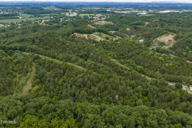 700 Piney Flats Road, Piney Flats, TN 37686