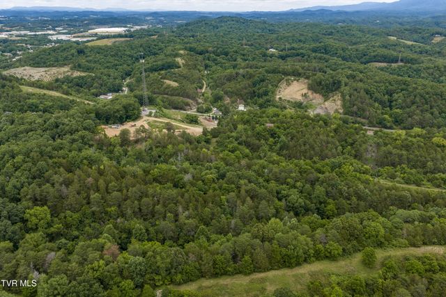 700 Piney Flats Road, Piney Flats, TN 37686