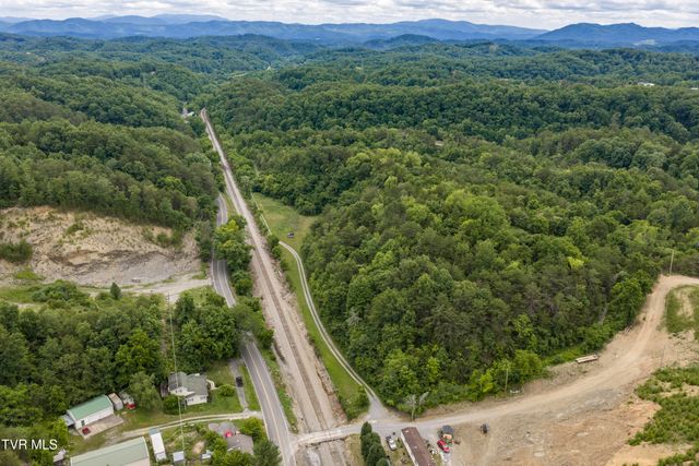 700 Piney Flats Road, Piney Flats, TN 37686