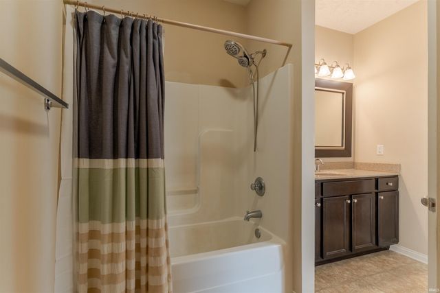 909 Criterion Way, Evansville, IN 47711