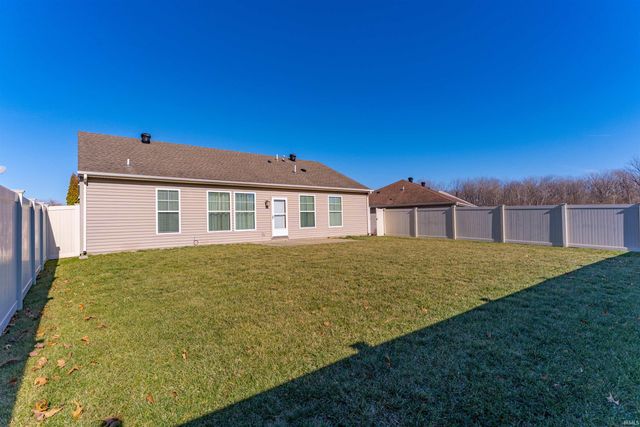 909 Criterion Way, Evansville, IN 47711