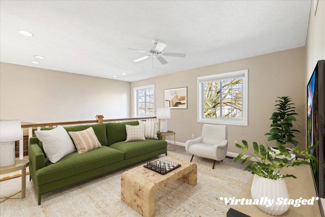 45 E California Avenue, Columbus, OH 43202