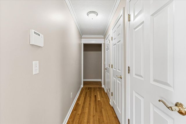 45 E California Avenue, Columbus, OH 43202