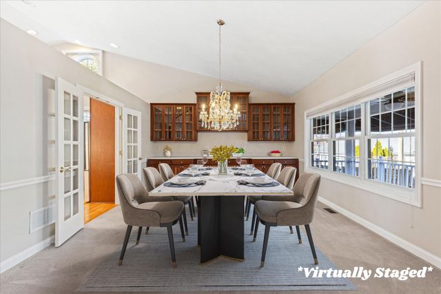 45 E California Avenue, Columbus, OH 43202