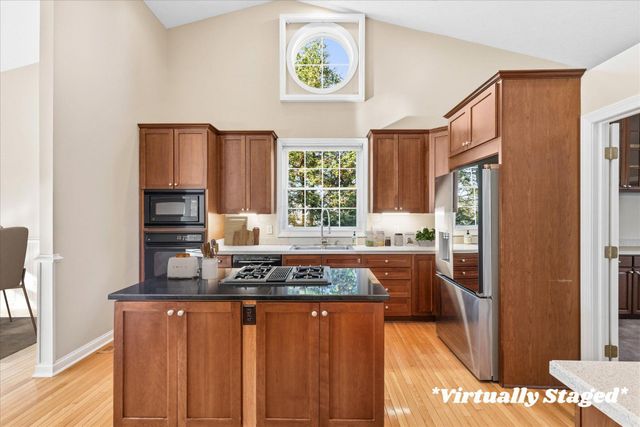 45 E California Avenue, Columbus, OH 43202