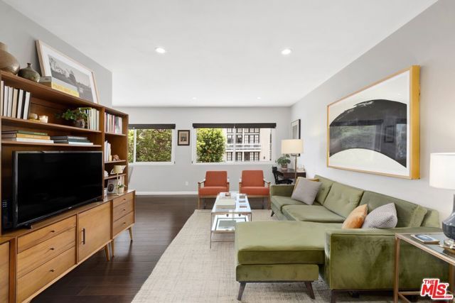 1722 Brockton Avenue 16, Los Angeles, CA 90025