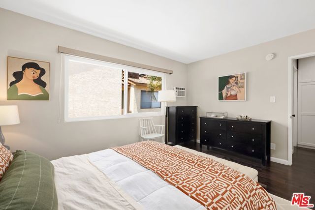 1722 Brockton Avenue 16, Los Angeles, CA 90025
