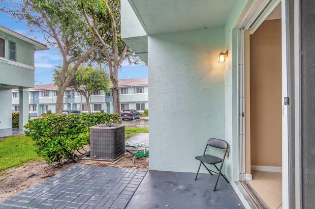 1912 Hibiscus Lane, Riviera Beach, FL 33404