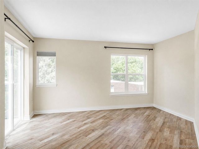 1226 S Monaco Street Pkwy B-307, Denver, CO 80224