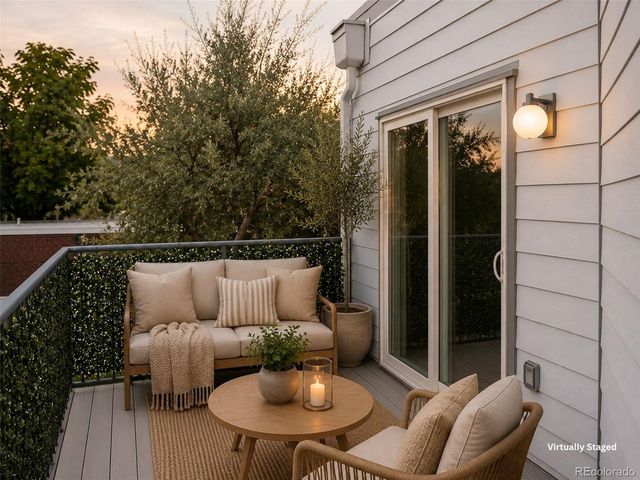 1226 S Monaco Street Pkwy B-307, Denver, CO 80224