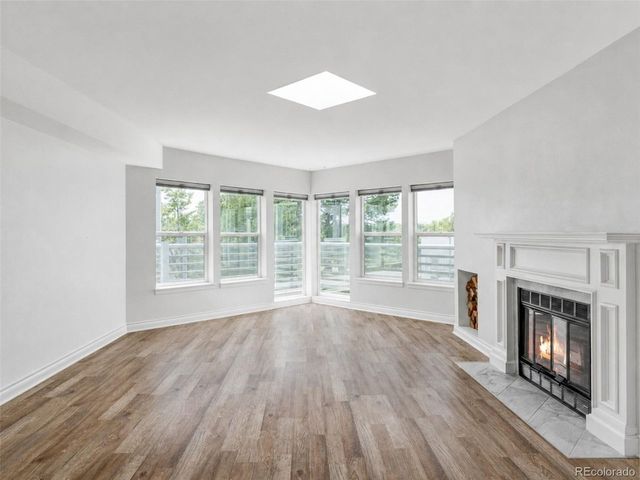 1226 S Monaco Street Pkwy B-307, Denver, CO 80224