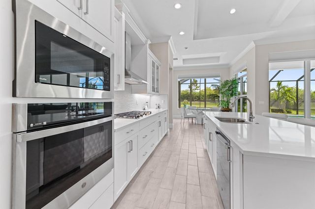 9323 SW Pinnacle Place, Port St Lucie, FL 34987