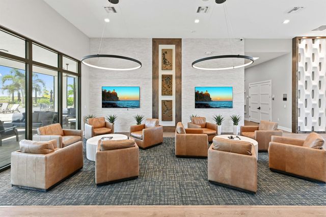 9323 SW Pinnacle Place, Port St Lucie, FL 34987