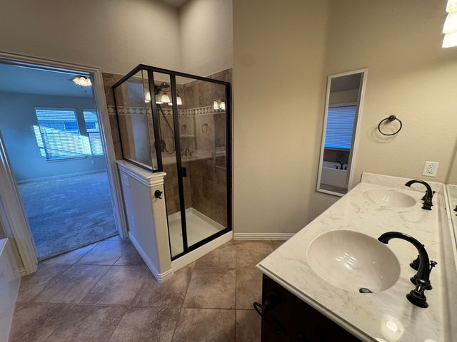 3953 Hollow Lake Road, Fort Worth, TX 76262