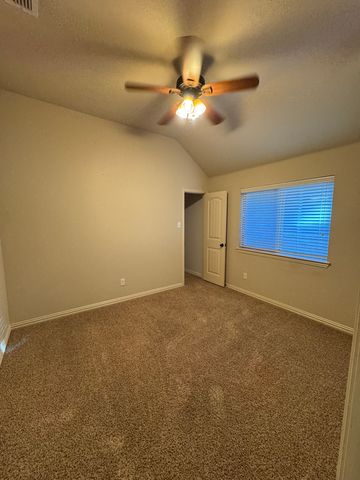 3953 Hollow Lake Road, Fort Worth, TX 76262