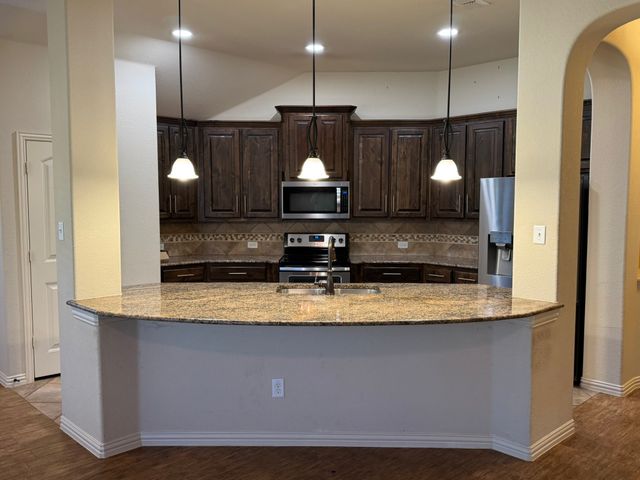 3953 Hollow Lake Road, Fort Worth, TX 76262