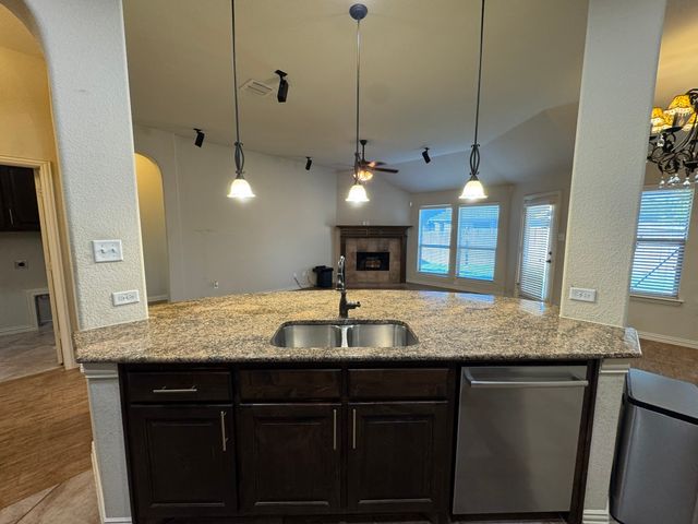 3953 Hollow Lake Road, Fort Worth, TX 76262