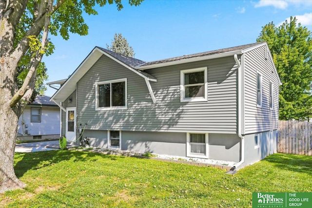 205 Greenhaven Road, Council Bluffs, IA 51503
