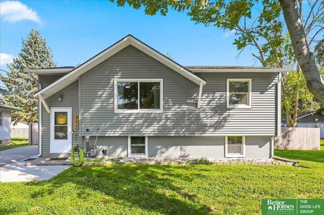 205 Greenhaven Road, Council Bluffs, IA 51503