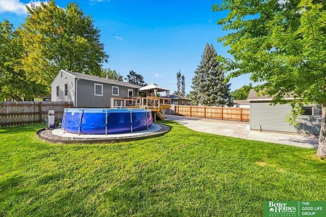 205 Greenhaven Road, Council Bluffs, IA 51503